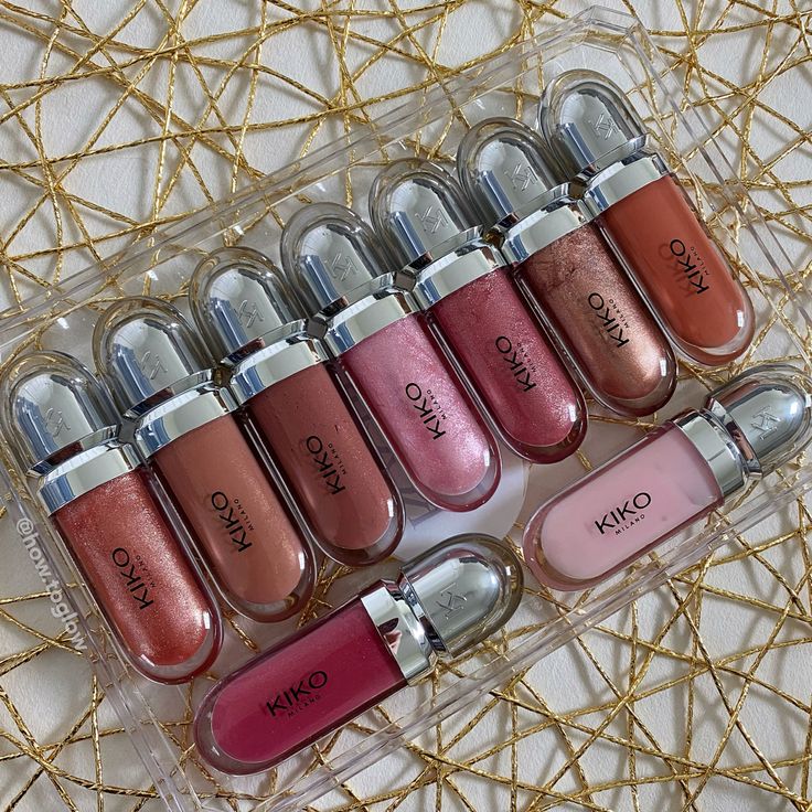 KIKO Milano 3D Hydra Lip Gloss 12pcs Set – High Shine Hydrating Non-Sticky Lip Gloss | Made in Italy JZCosmetics.com