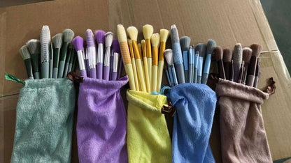 13 Pcs Makeup Brush Set JZCosmetics.com