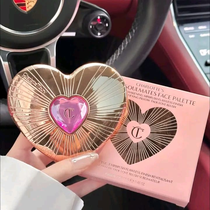 Charlotte Tilbury Pillow Talk Beauty Soulmates Face Palette 13g – Blush, Highlighter & Contour All-in-One | Silky & Long-Lasting JZCosmetics.com