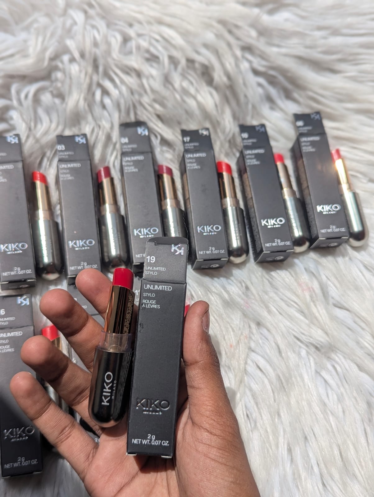 KIKO Unlimited Stylo Rouge À Lèvres 2g | Long-Lasting Cream Lipstick JZCosmetics.com