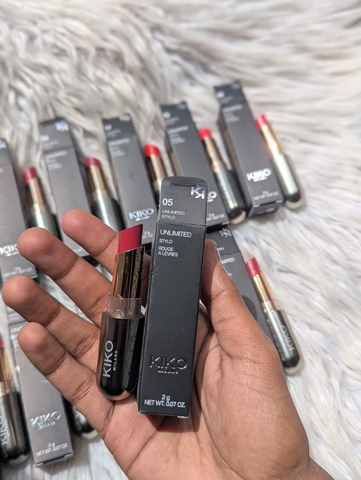 KIKO Unlimited Stylo Rouge À Lèvres 2g | Long-Lasting Cream Lipstick JZCosmetics.com