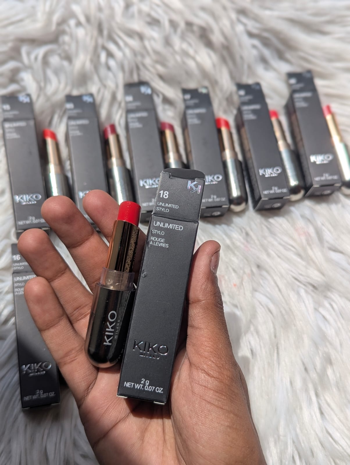 KIKO Unlimited Stylo Rouge À Lèvres 2g | Long-Lasting Cream Lipstick JZCosmetics.com