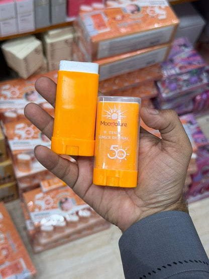 MocAllure Whitening Sunscreen Spray SPF 50 | UVA/UVB Protection JZCosmetics.com