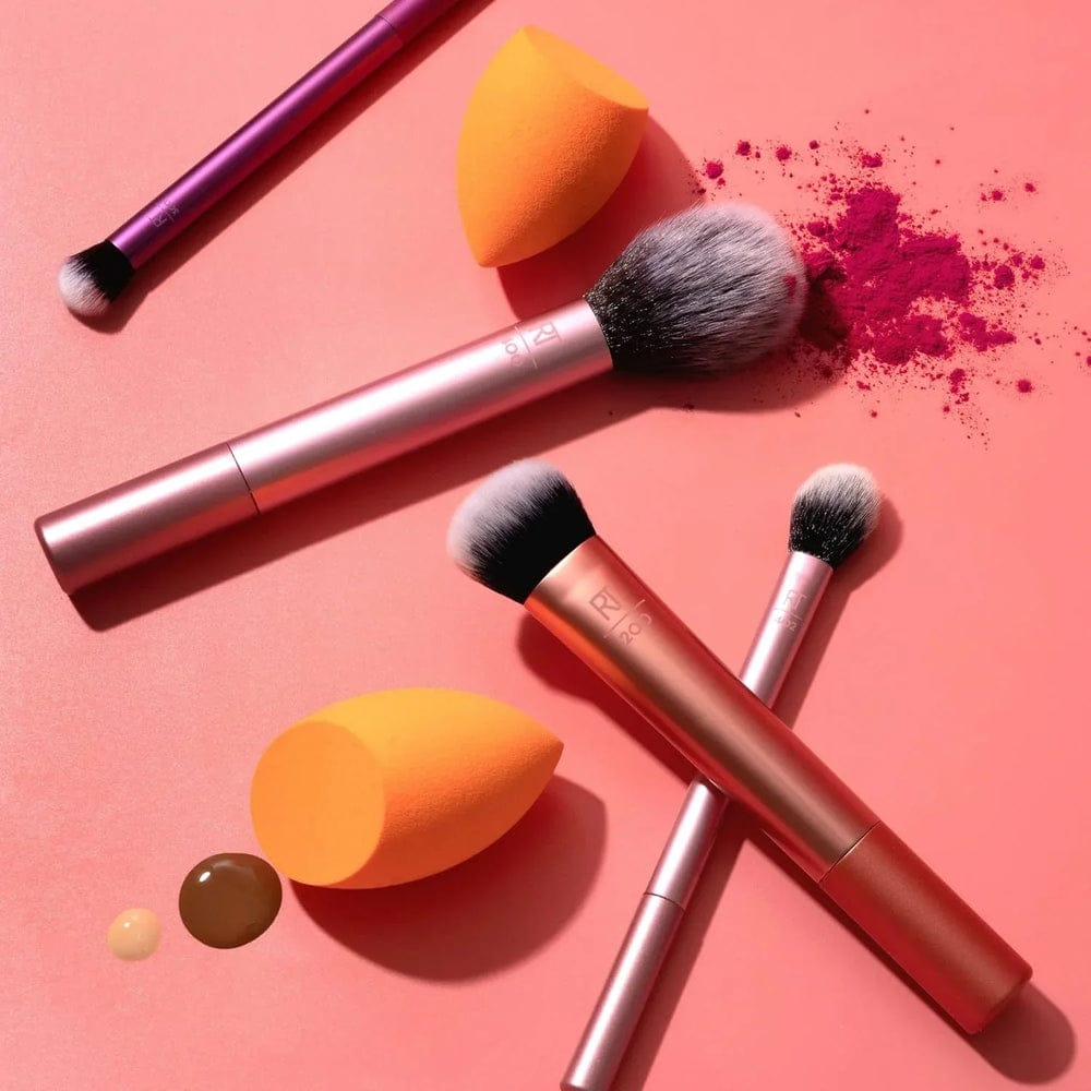 Real Techniques Everyday Essentials Brush Set with Sponge – Makeup Tools Kit JZCosmetics.com