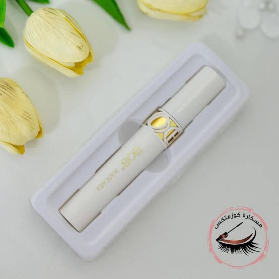 Bob Slender & Curled Lightness Mascara | Lengthening, Volumizing & Curling Effect | Lightweight Formula for Defined Lashes | Smudge-Free & Long-Lasting