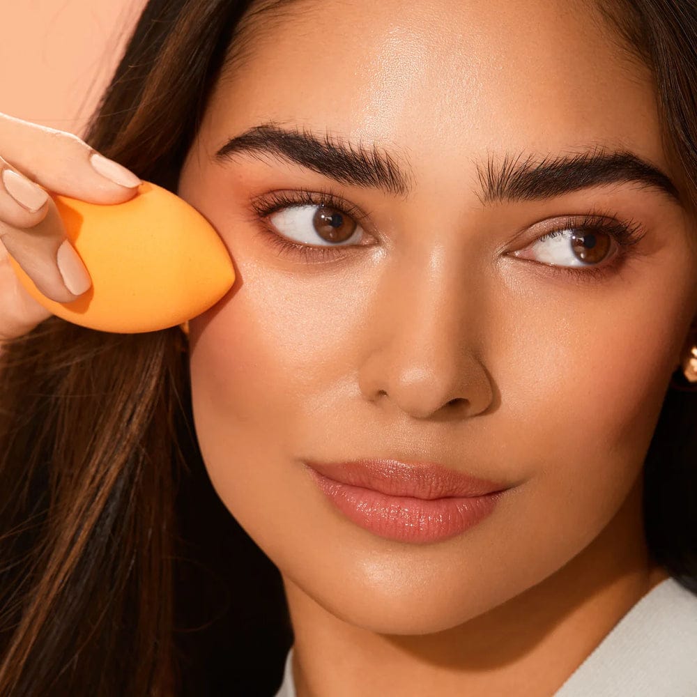 Real Techniques Everyday Essentials Makeup Brush Set with 2 Sponges JZ Cosmetics