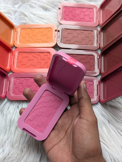 NYX Professional Makeup Buttermelt Blush 5g
Made in Taiwan 
8ps set JZ Cosmetics